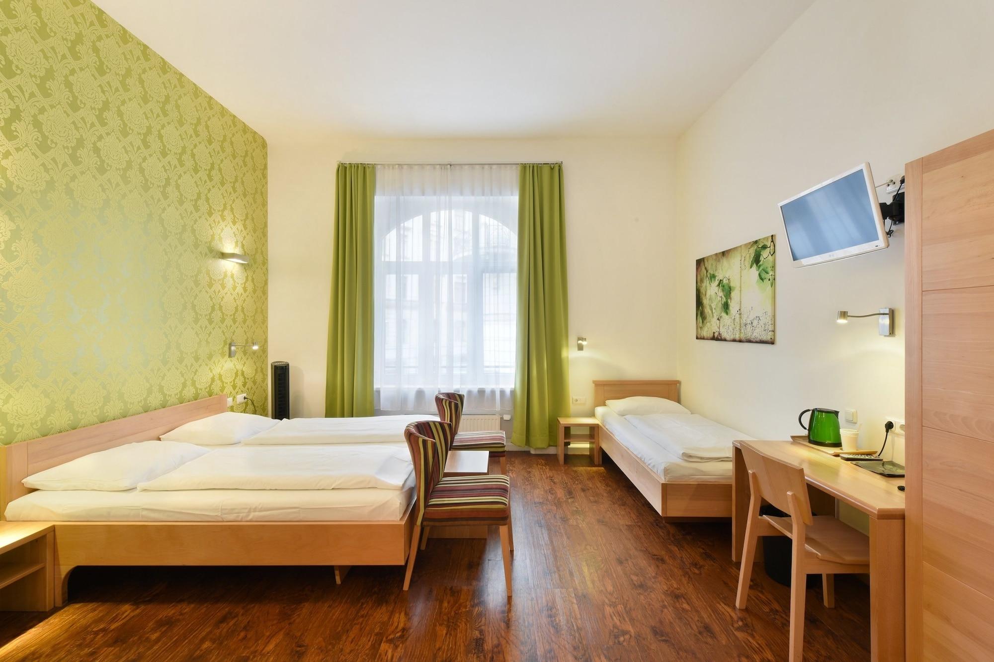 Hotel Mocca 3*